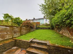 GARDEN - click for photo gallery
